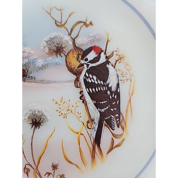 Fenton Downy Woodpecker Plate, Birds In Winter, Third Edition, 758 Of 4500 - Picture 3 of 5